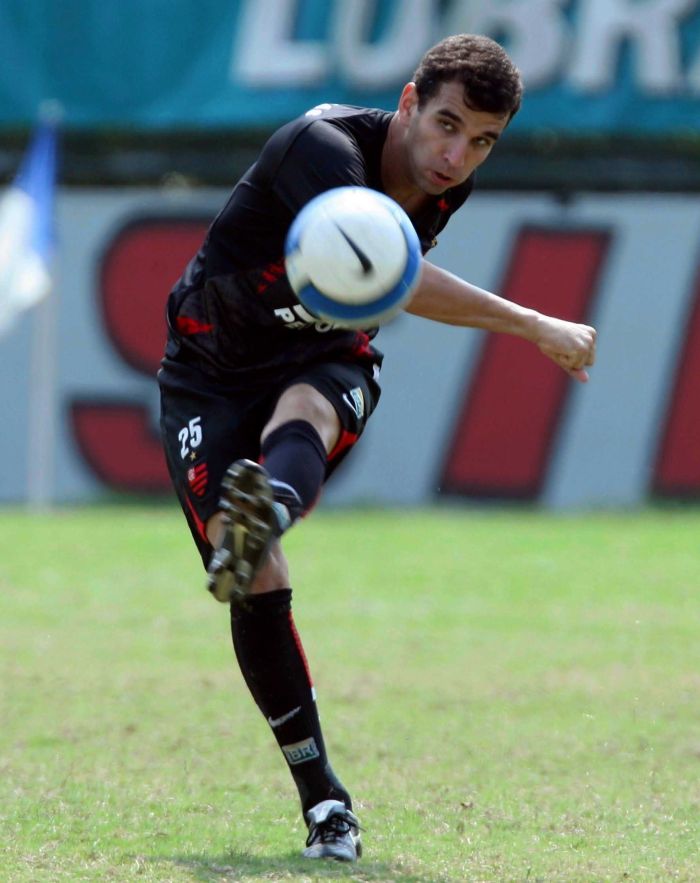Rio, 03.09.2007 - Léo Medeiros durante o treino do Flamengo na Gávea