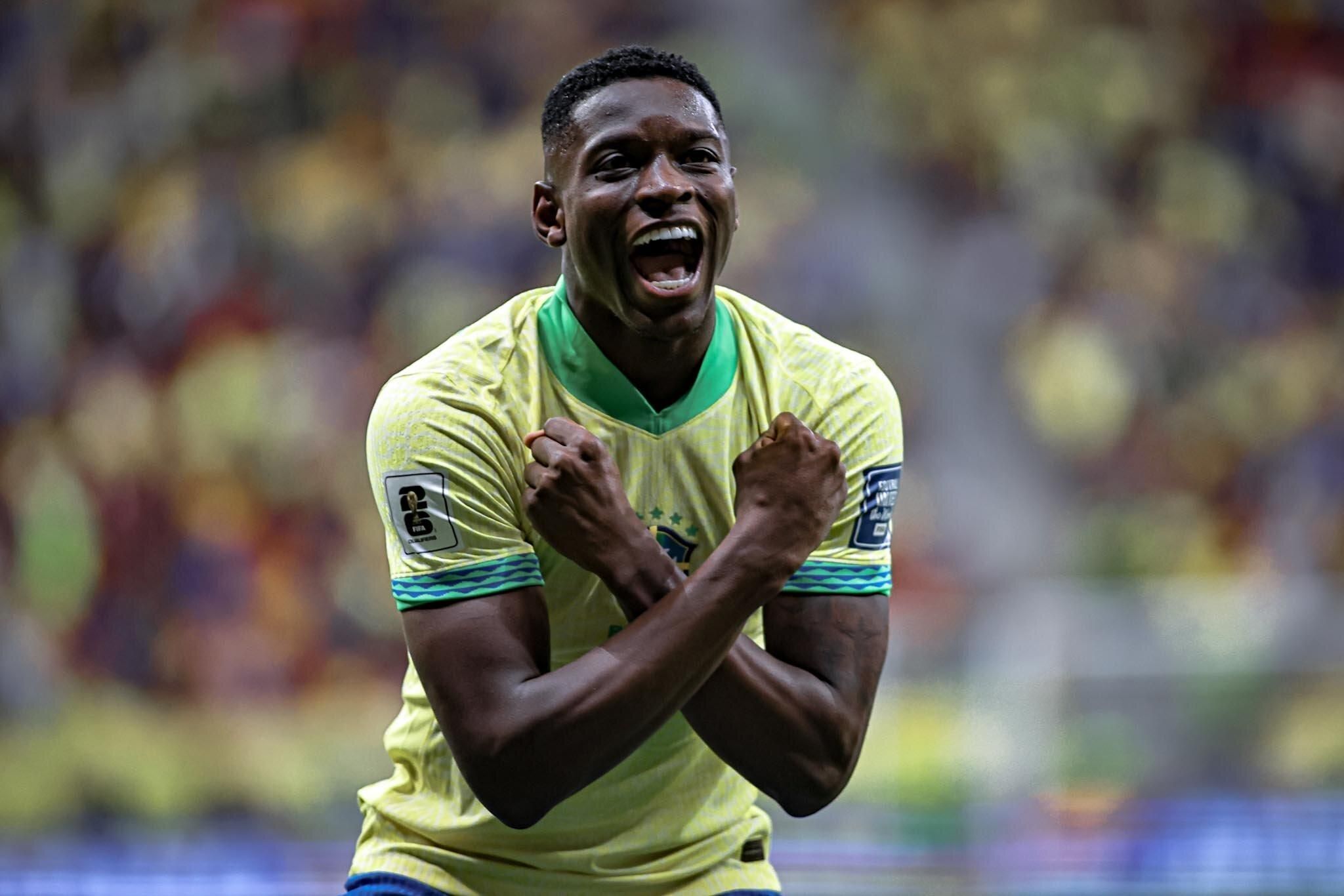 Com gols e assistência, Luiz Henrique festeja Data Fifa perfeita com a Seleção