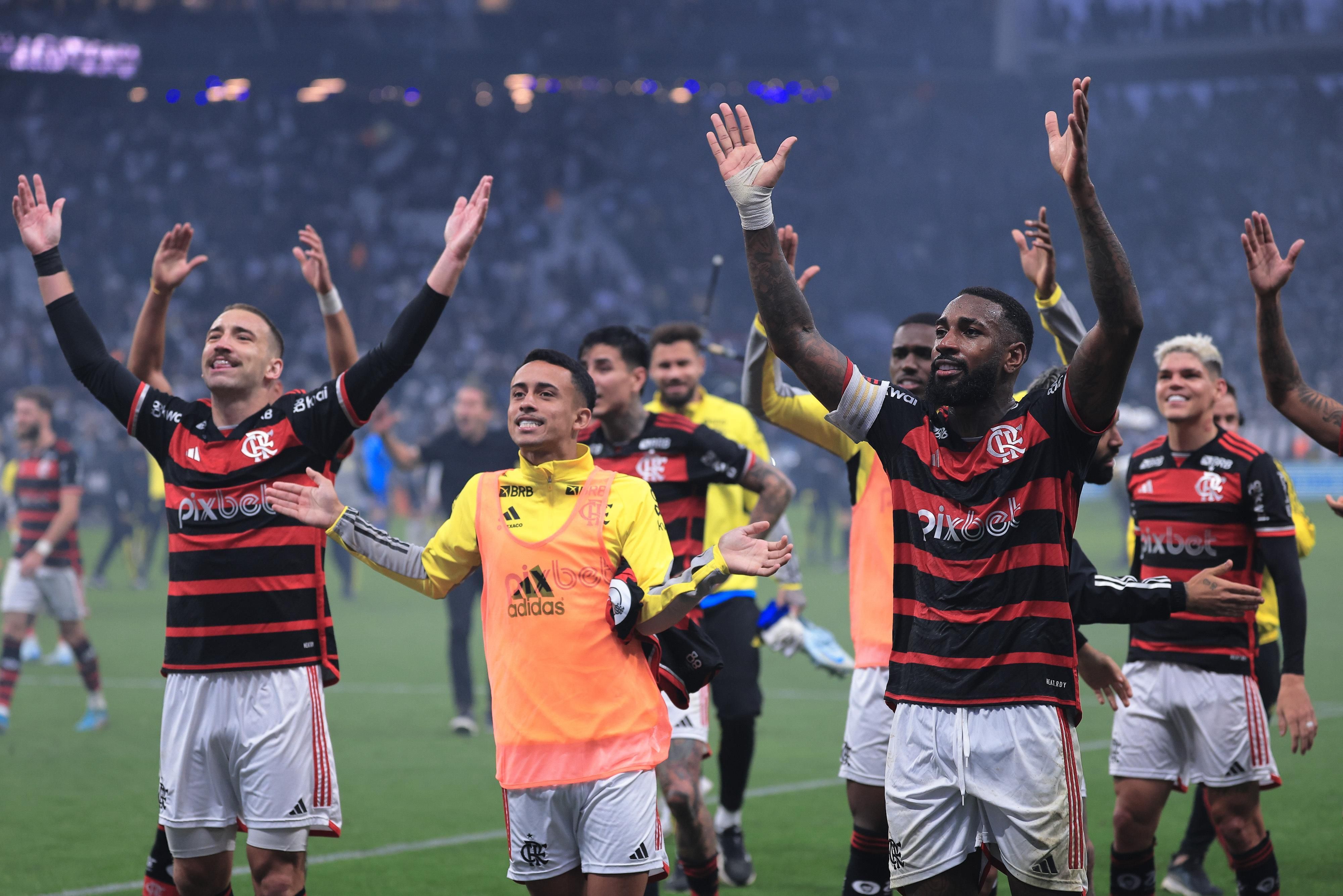 Flamengo segura o Corinthians e enfrenta o Atlético na final da Copa do Brasil
