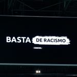 Torcedor do River Plate é preso ao fazer gestos racistas na Arena MRV