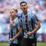 Grêmio vira sobre o Atlético-GO, volta a vencer e se distancia do Z4 do Brasileiro
