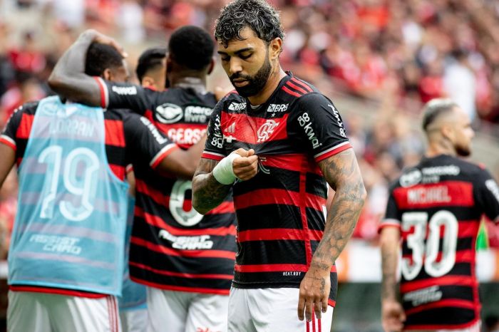 Gabigol celebra gol marcado sobre o Atlético na final da Copa do Brasil; Rubro-Negro foi para os vestiários vencendo por 2 a 0