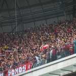 Torcida do Flamengo faz festa, provoca na Arena MRV e comemora penta da Copa do Brasil