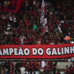 Torcida do Flamengo provoca o Atlético após título: 'Primeiro campeão no galinheiro'