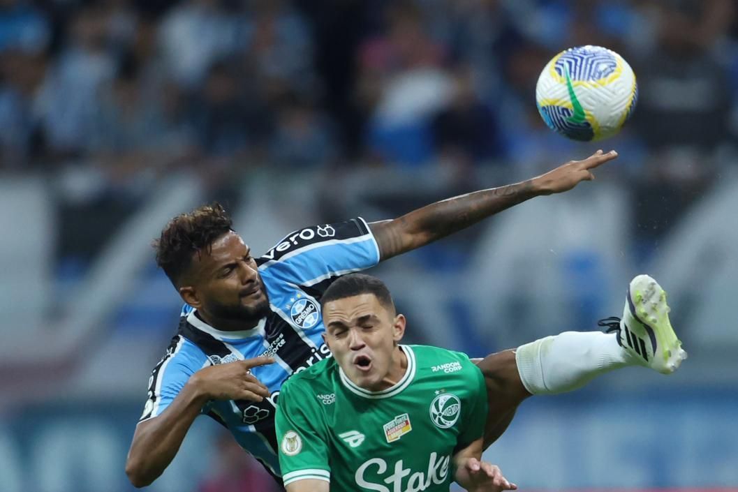 Grêmio e Juventude empatam e seguem sob ameaça de rebaixamento no Brasileiro