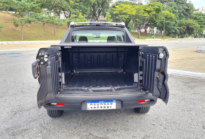 Fiat Toro Volcano 2026
