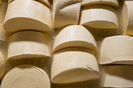 Parmesão mineiro? Conheça a história do Queijo Artesanal do Vale do Suaçuí