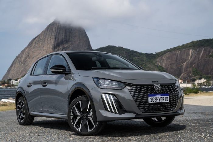 Peugeot divulga descontos para a linha 208