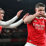 No sufoco, Arsenal vence em casa e mantém vantagem na liderança da Premier League