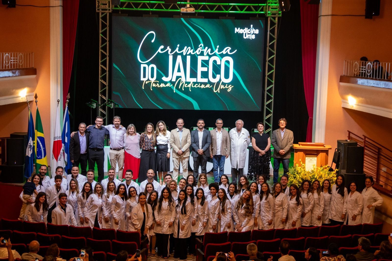 Grupo Unis realiza 2ª Cerimônia do Jaleco da Medicina em Varginha