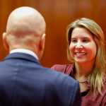Após Lud Falcão deixar posto, Carol Caram assume vice-liderança de governo