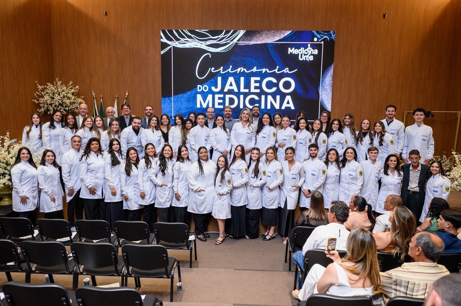 Grupo Unis realiza cerimônia do jaleco para 2ª turma de medicina
