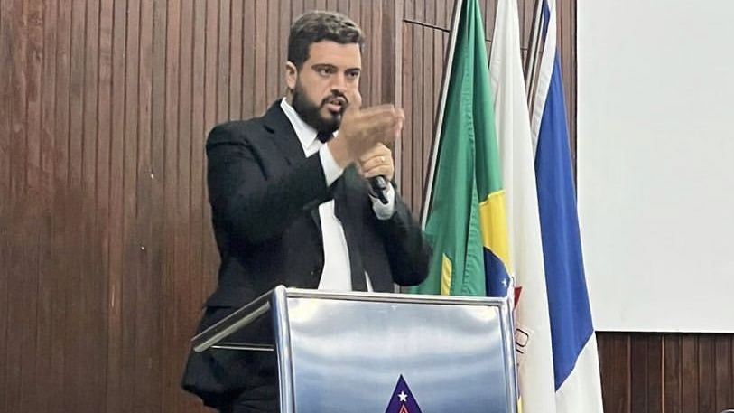 Defesa do vereador Thiago Torres se posiciona sobre operação da PF em seu gabinete, em Timóteo