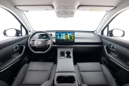 Leapmotor C10
