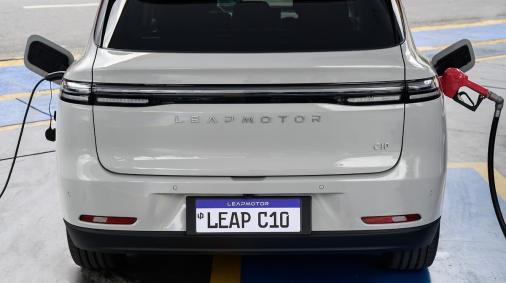 Leapmotor C10