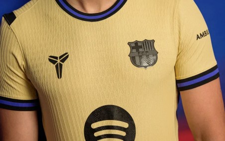 Novo uniforme do Barcelona em parceria com a marca de Kobe Bryant