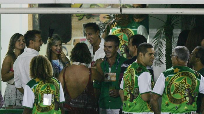 RJ: 19 PMs e um policial penal são alvo de operação por ligação com bicheiro Rogério de Andrade | CNN Brasil RJ: 19 PMs e um policial penal são alvo de operação por ligação com bicheiro Rogério de Andrade | CNN Brasil