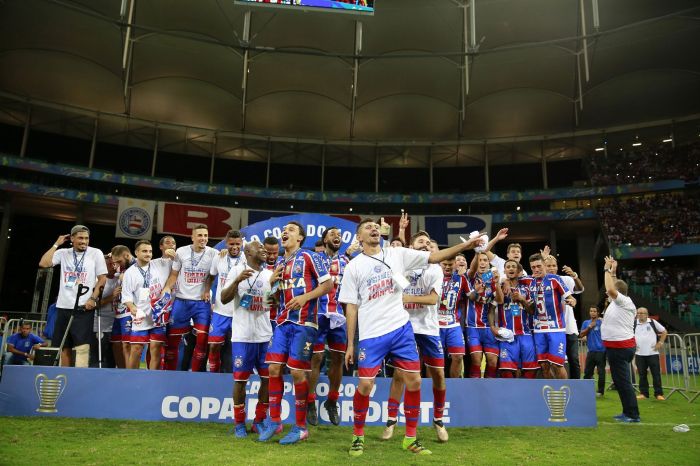 Bahia conquistou a Copa do Nordeste de 2017 após vencer o Sport na final
