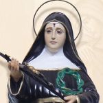 Imagem de Santa Rita de Cássia aparece com suposta mancha de sangue na testa em Goiás