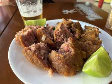 Bolinhos de carne de bares de Belo Horizonte