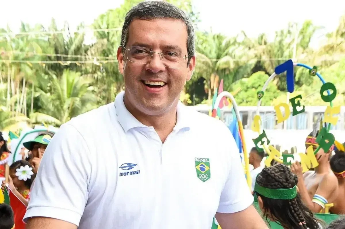 Prefeito de Macapá é reeleito com mais de 85% dos votos válidos e bate marca nacional