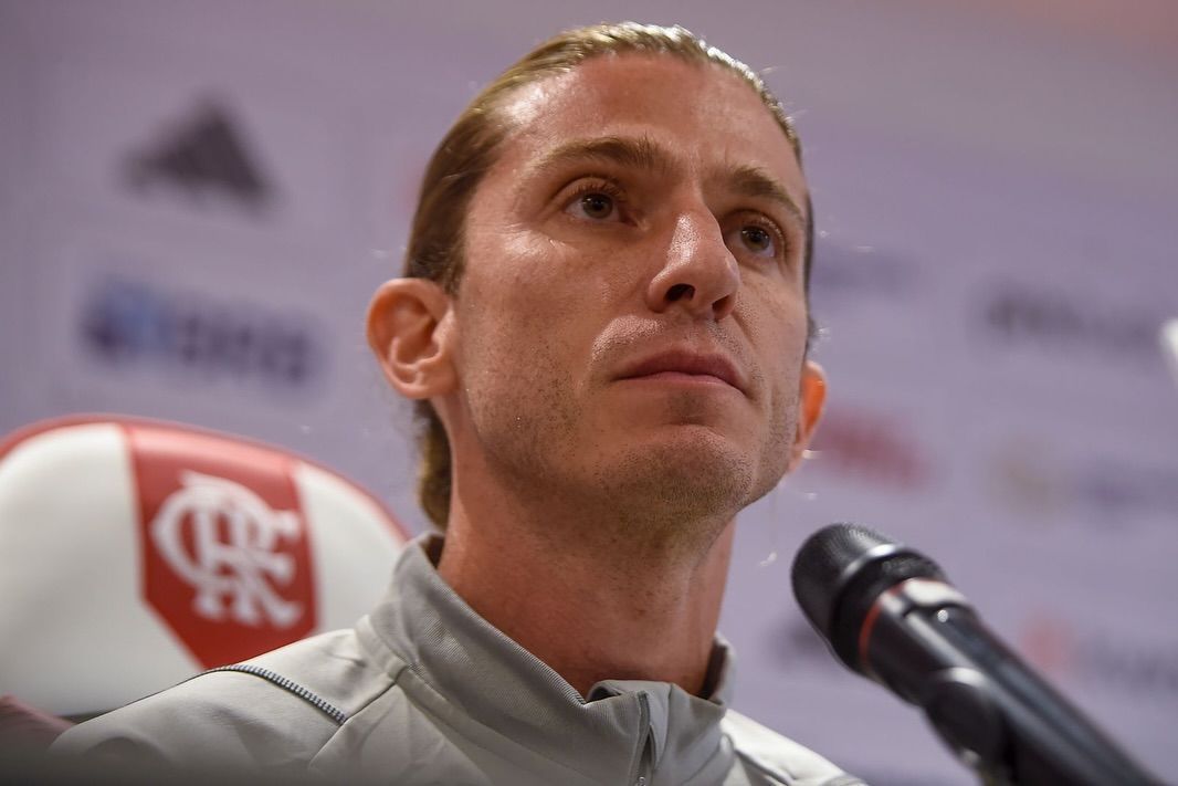 Filipe Luís diz como lidará com ex-companheiros de Flamengo e cita Gabigol