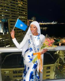 Mia Leroux, Logina Salah e Khadija Omar vão estar no Miss Universo 2024 no dia 16 de novembro