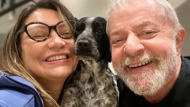 Janja diz que Lula está 'muito bem' e que, em breve, será liberado de hospital