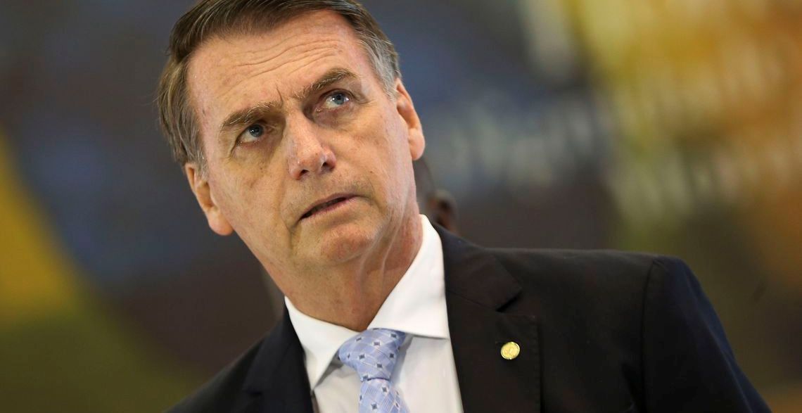 Ministro de Lula diz que Bolsonaro pode fugir do Brasil