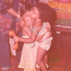 Preta Gil publica fotos com a família