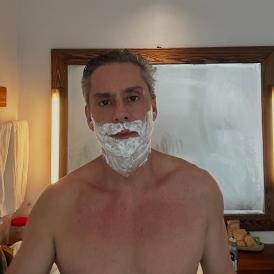 Alexandre Nero revela novo visual para Vale Tudo