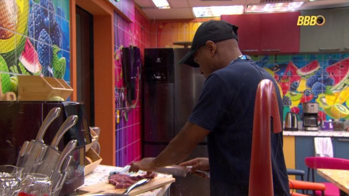 Edílson continuou cozinhando Edílson continuou cozinhando