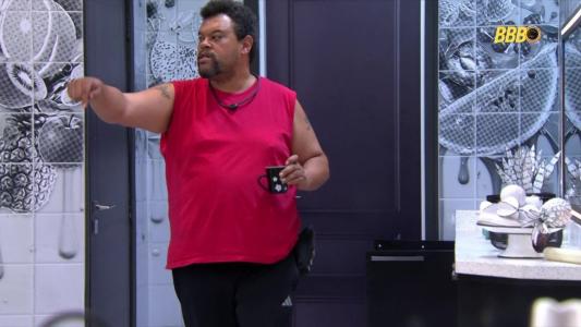 Babu cogitou colocar a casa no 'Tá com Nada' de propósito