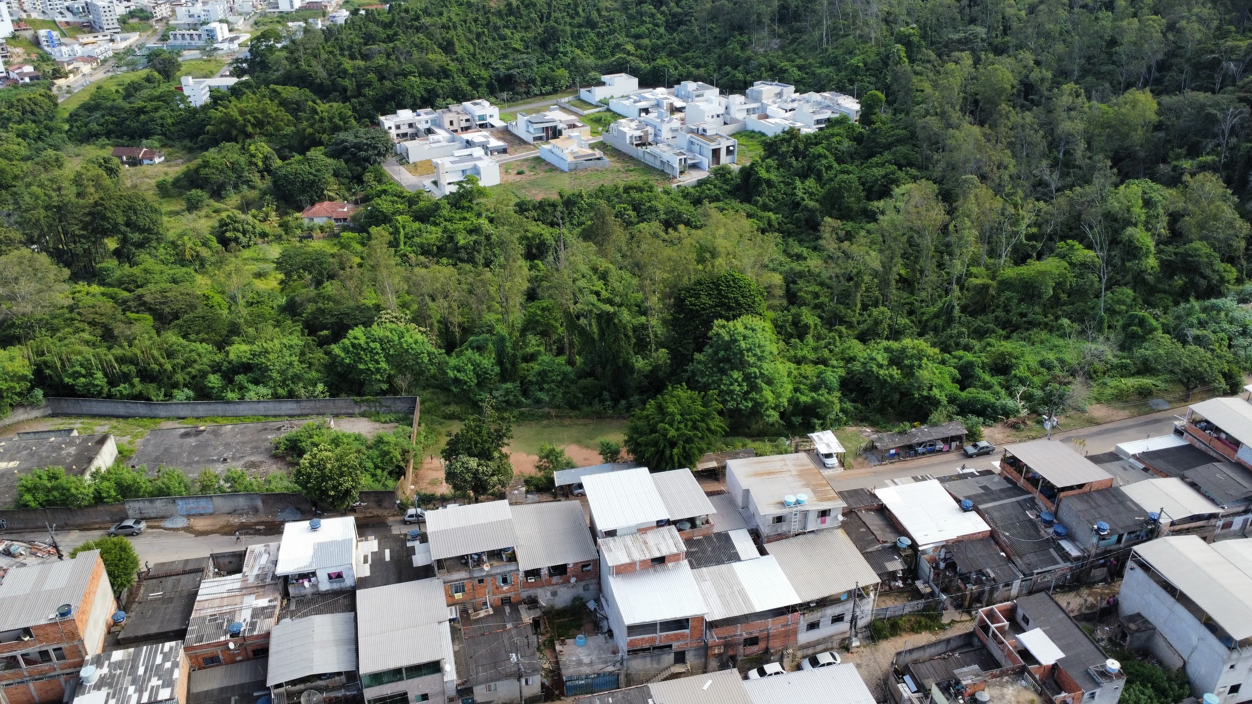 Coronel Fabriciano e Ipatinga estão entre os municípios mineiros com maior número de favelas, aponta Censo