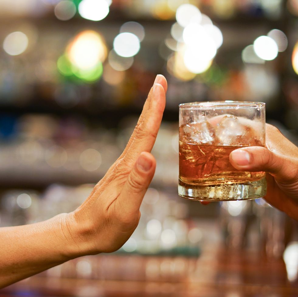 Parar de beber virou tendência e não tem a ver com vício