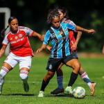 Inter e Grêmio iniciam decisão do Gauchão feminino no Beira-Rio