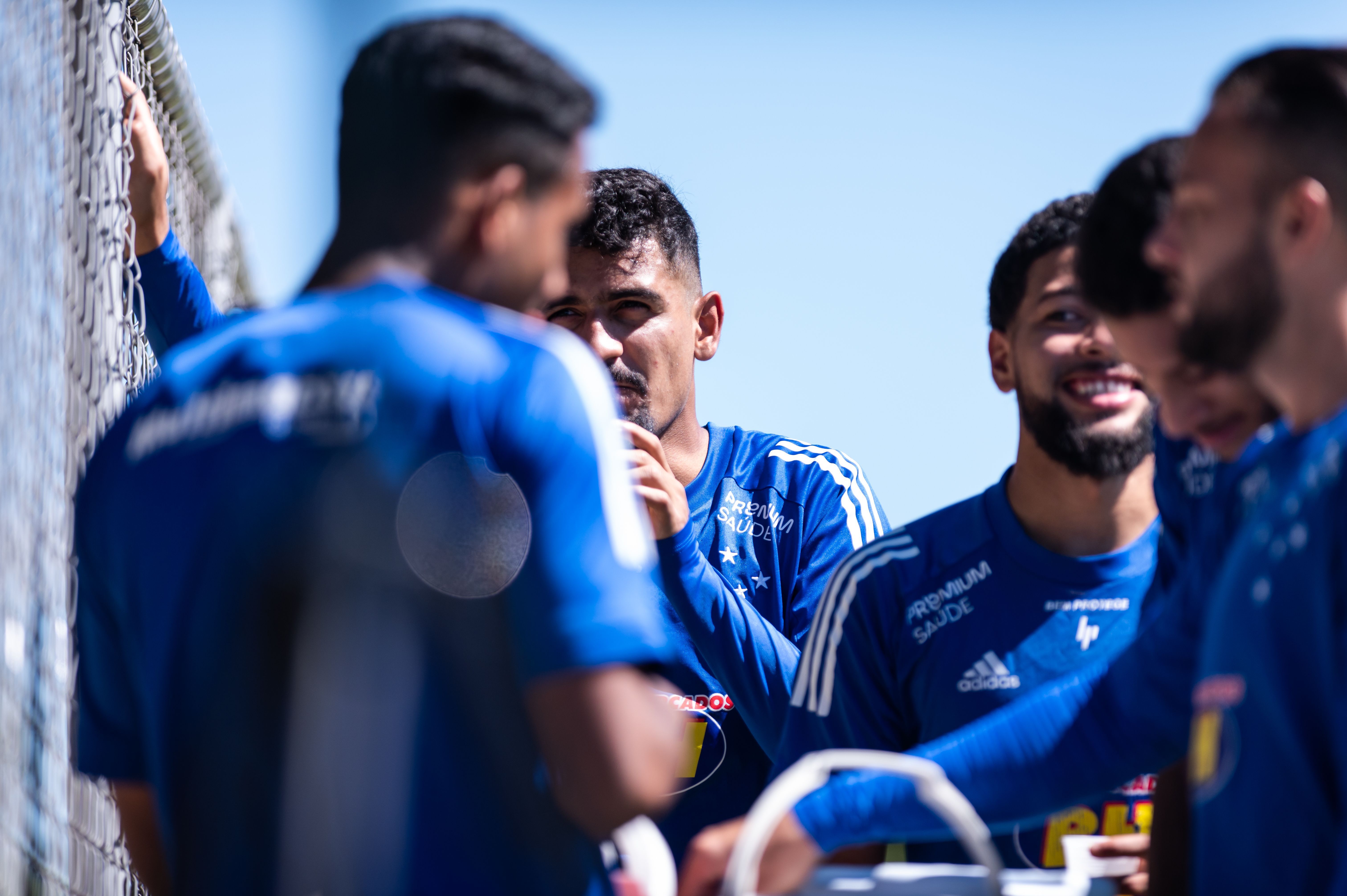 Goiás amplia lista de velhos conhecidos do Cruzeiro antes de duelos na Copa do Brasil