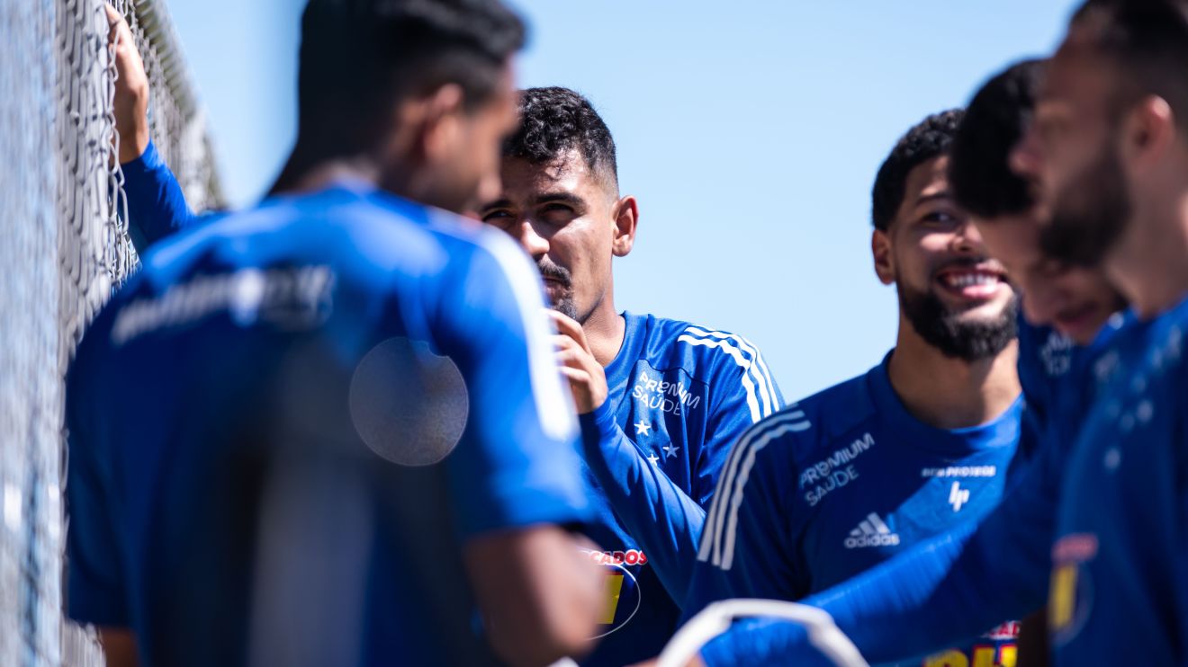 Goiás amplia lista de velhos conhecidos do Cruzeiro antes de duelos na Copa do Brasil