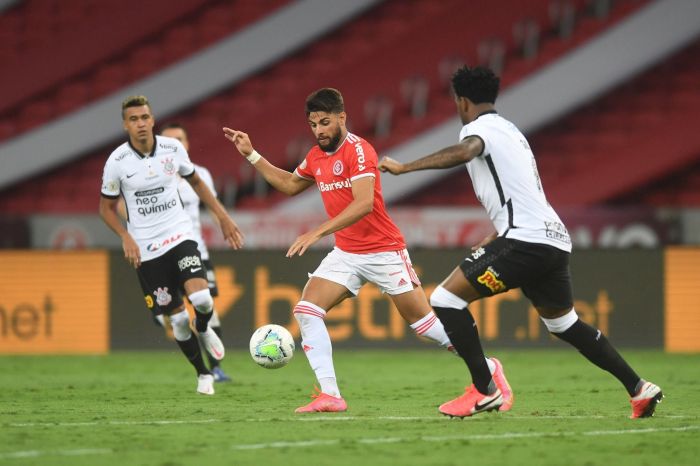 Inter e Corinthians duelaram na última rodada do Brasileirão 2020