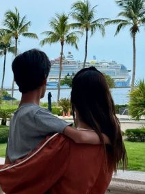 Isabella Fiorentino mostra registro de viagens com filho