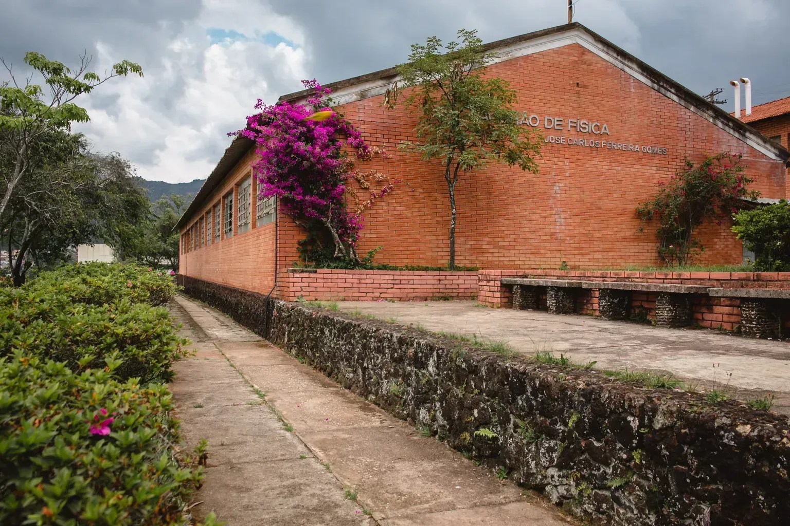 Moradores do bairro Vila Aparecida reivindicam manutenção de acesso ao IFMG em Ouro Preto