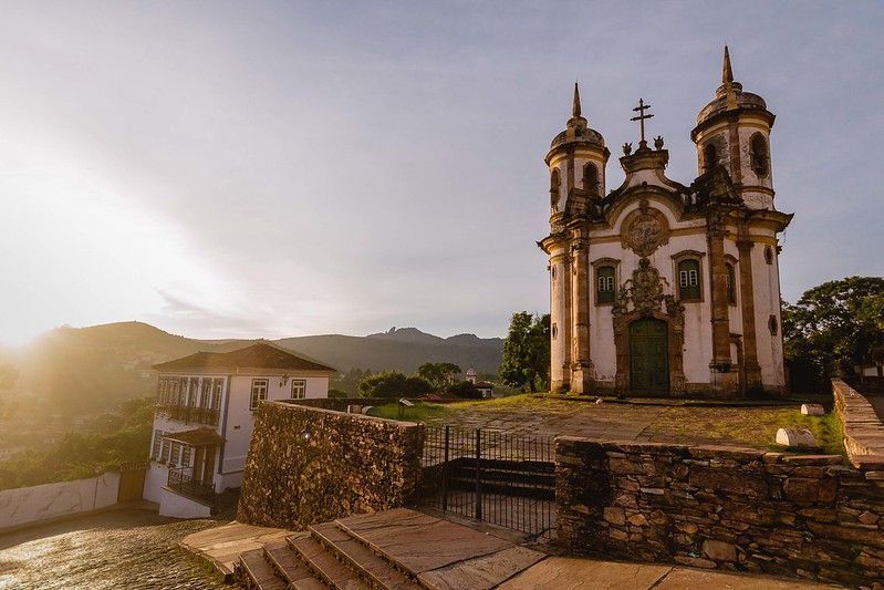 Minas Gerais lidera crescimento do turismo no Brasil em 2024, aponta Fecomércio MG