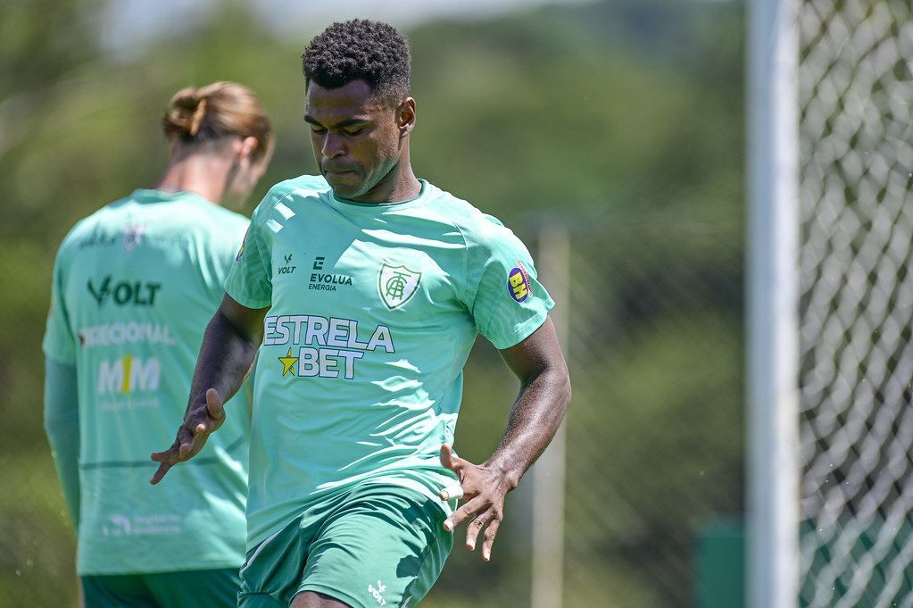 Ex-zagueiro do América é o novo reforço de time da Série B