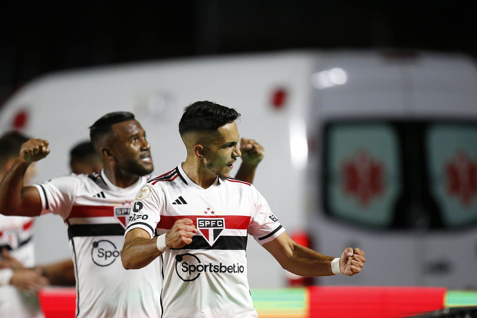 Jogador do São Paulo desperta interesse de clube da Série B