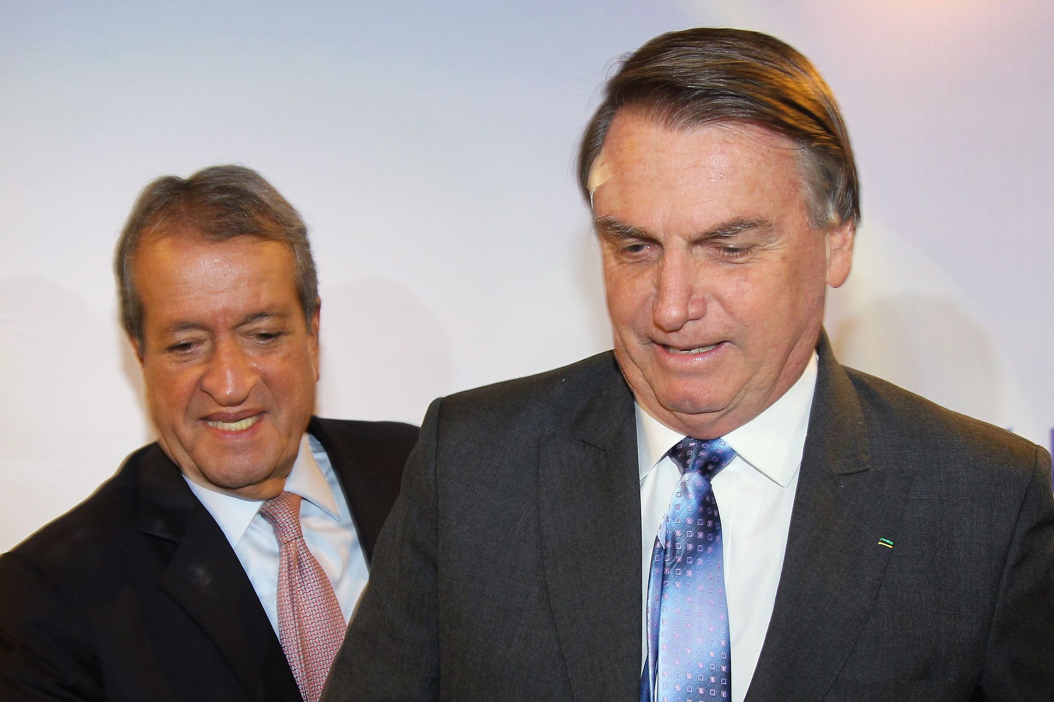 Bolsonaro pede a Moraes para ir ao enterro da mãe de Valdemar Costa Neto
