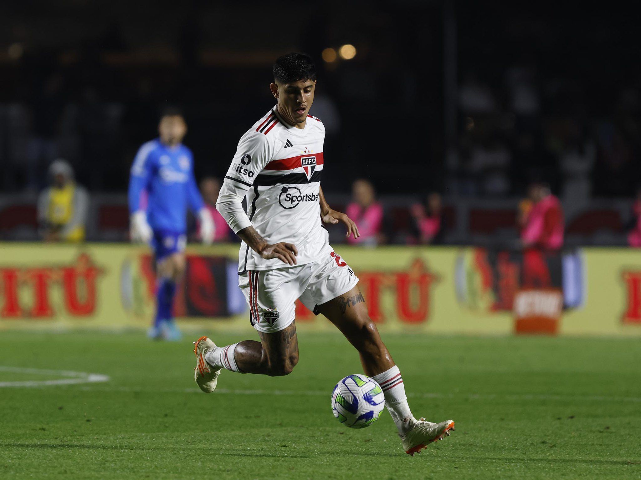 Confusão judicial tira Alan Franco do jogo entre São Paulo e Vasco