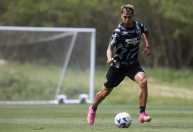 Às vésperas dos 100 jogos no Botafogo, Mateo Ponte pede passagem no time
