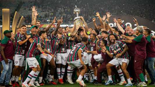 John Kennedy comemora o gol do título da Libertadores