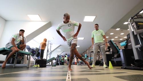 Palmeiras se reapresenta para temporada 2024 na Academia de Futebol para exames médicos e testes físicos