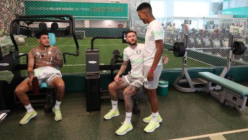 Palmeiras se reapresenta para temporada 2024 na Academia de Futebol para exames médicos e testes físicos